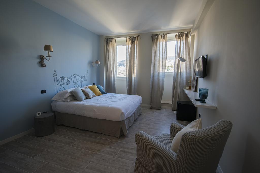 So&Leo Guest House Genua Zimmer foto